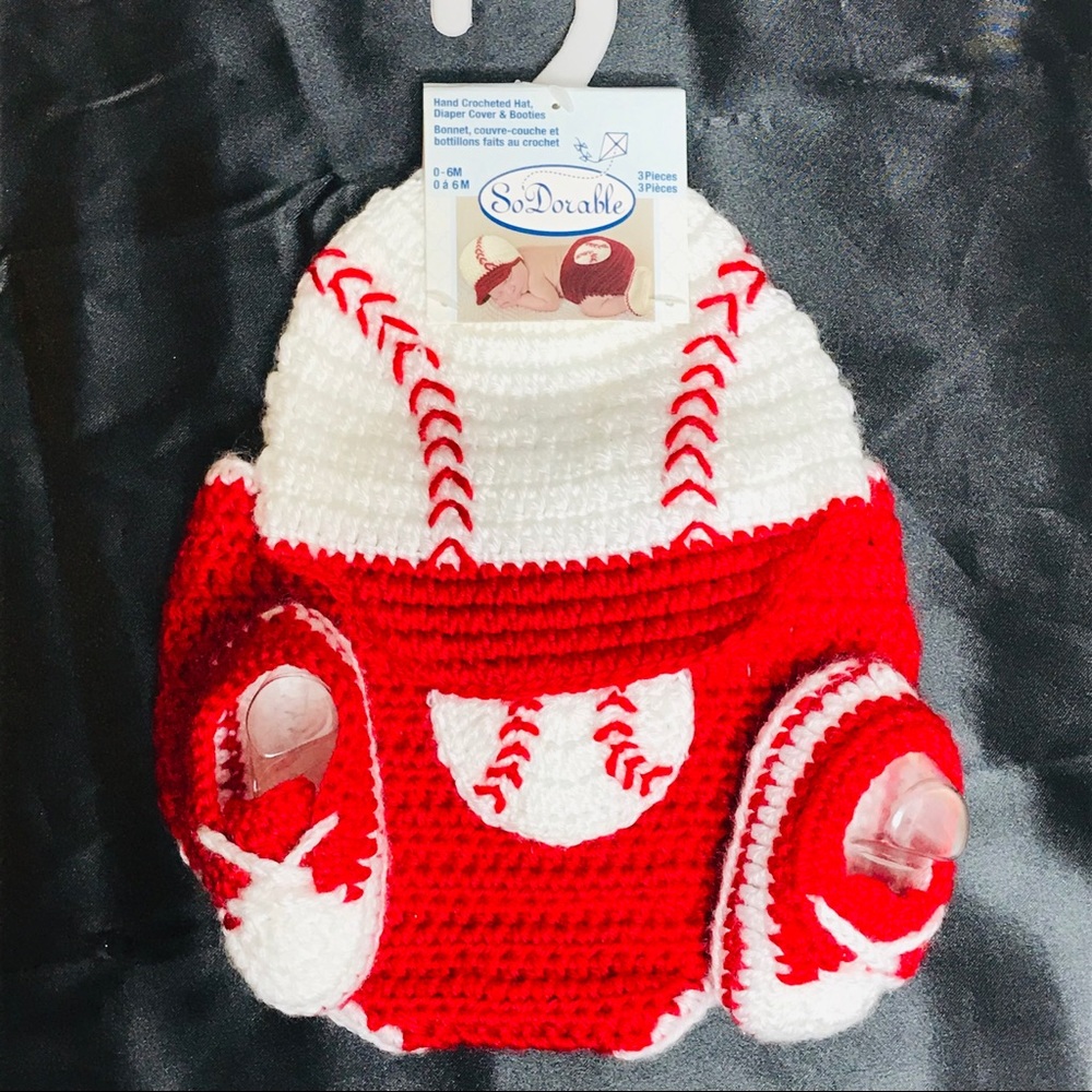 SODORABLE BOY 0-6 MONTH HAND CROCHETED FOOTBALL